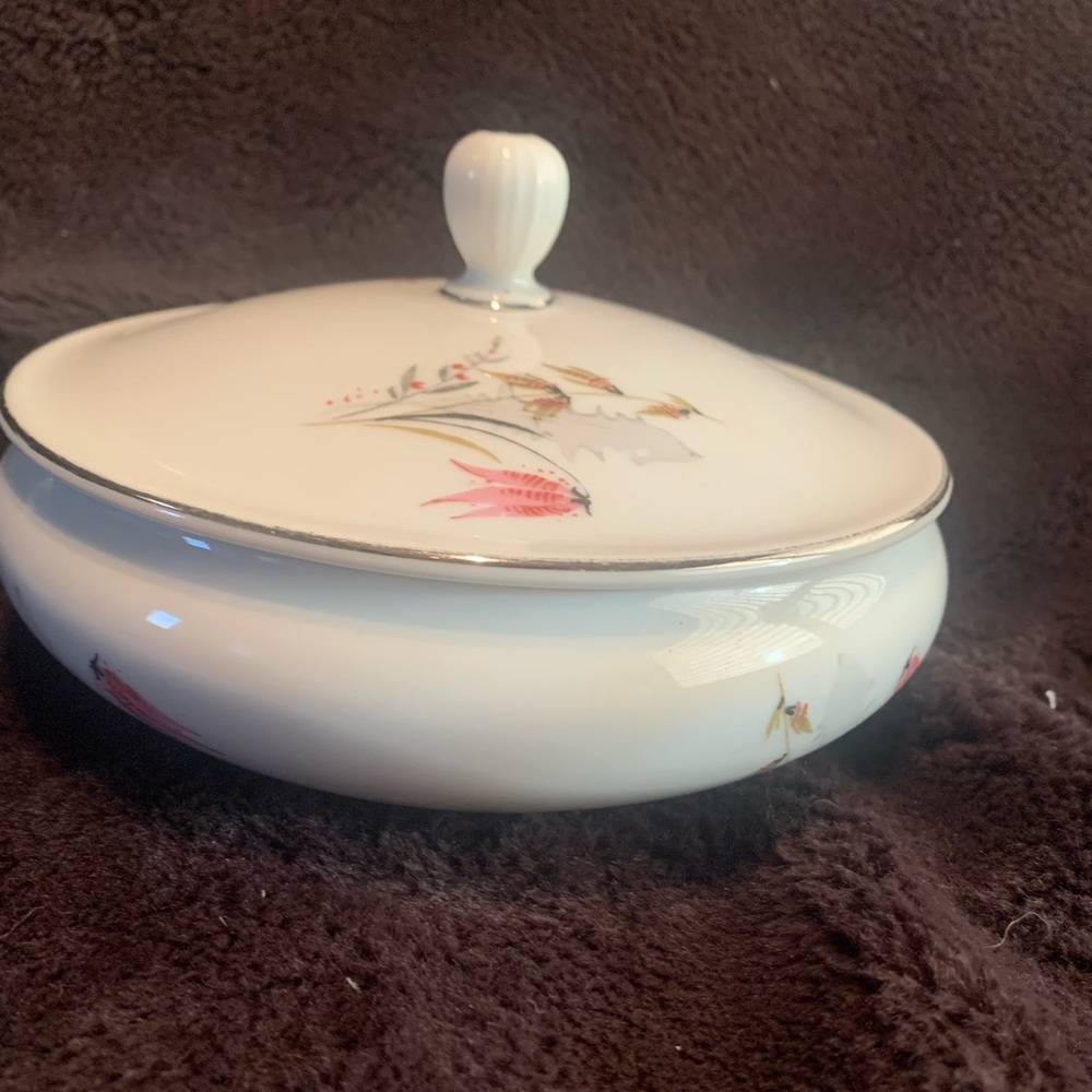 Royal Duchess Fine China Bavaria Germany Mountain Bell Candy Box Lid Flower